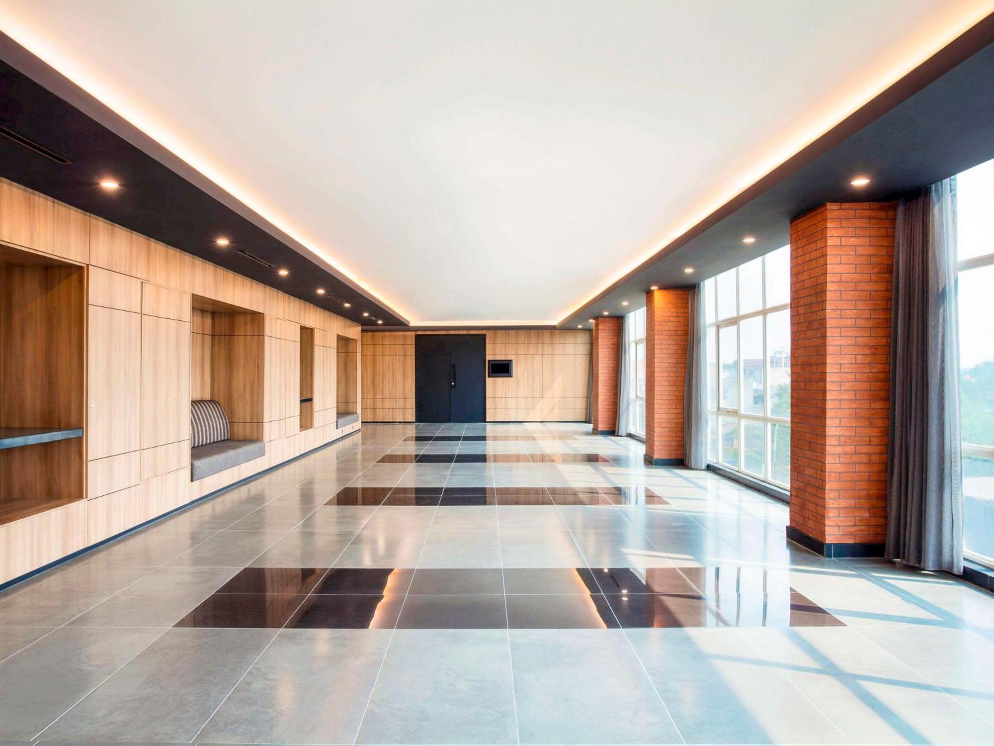 Hotel ibis Styles Bekasi Jatibening Exterior foto